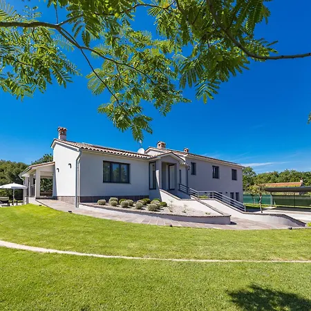 Monte Uliveto Villa *